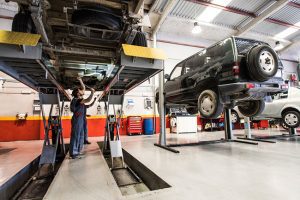 How an Auto Body Shop Can Benefit You & Your Car